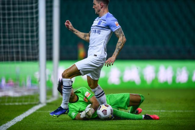 福彩-【中超】王秋明远射卡尔多纳吊射 河北队1比1广州城